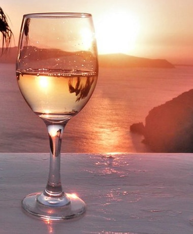Best places for destination wedding Santorini